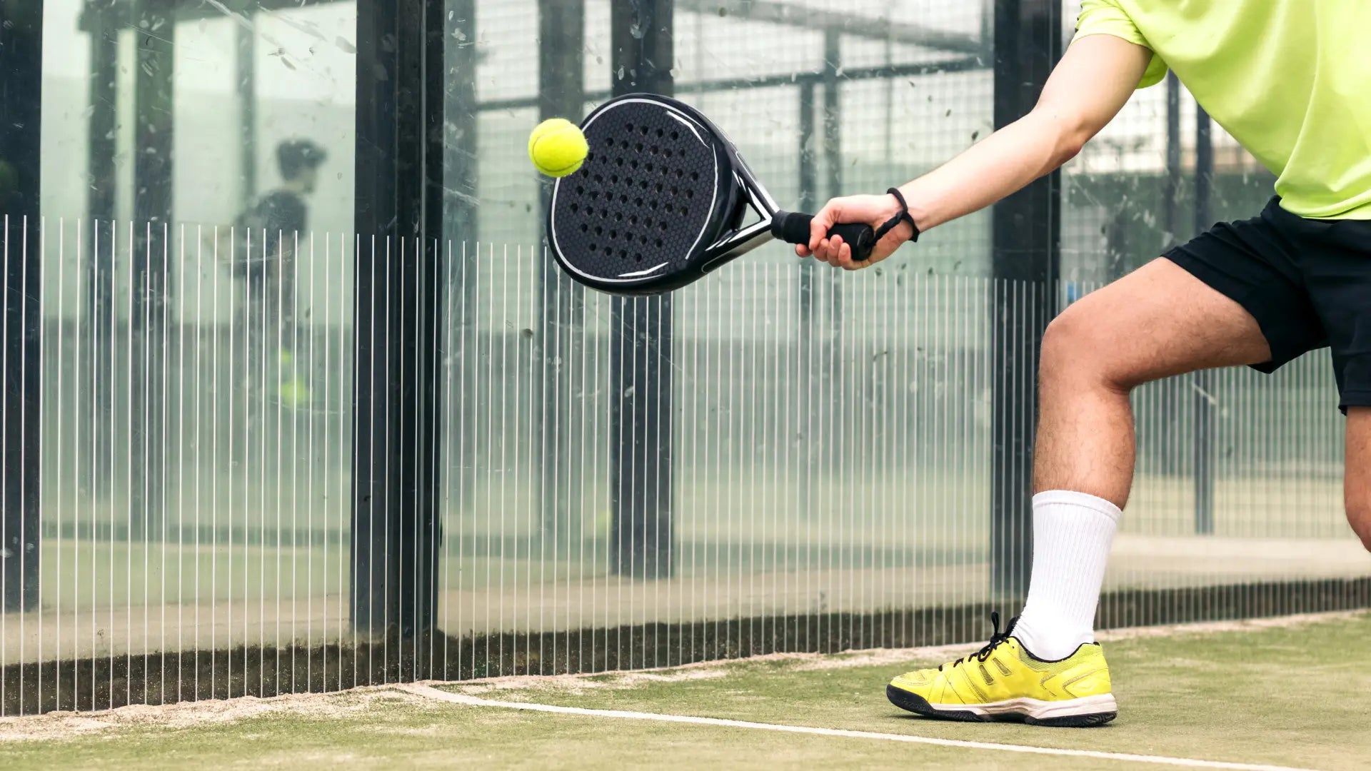 Las 3 Mejores Zapatillas de Pádel Asics en 2025